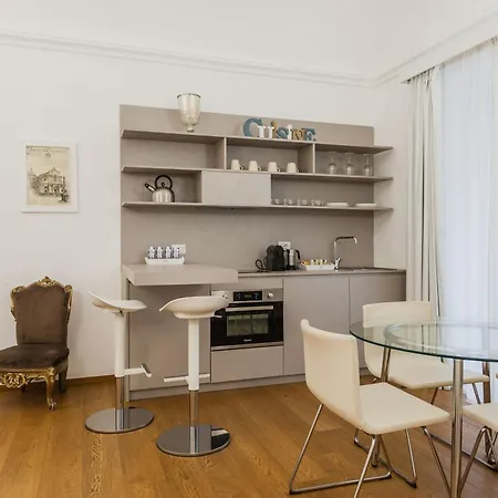 Apartment Rg7 *